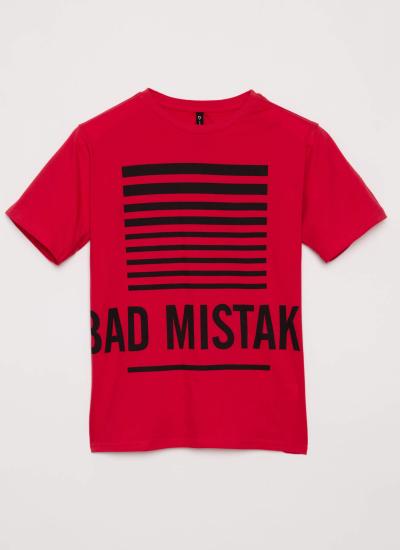 Красная футболка с принтами BAD MISTAKE Reporter Young для мальчика 193-0440B-26-650-1 | Футболки, лонгсливы, кенгурушки для мальчиков